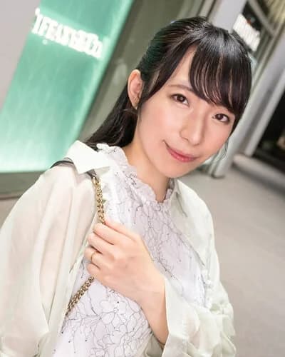 Ayaka Yoshizawa profile photo — AV Idols