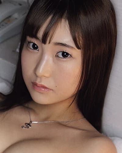 Kureha Tsukioka profile photo — AV Idols