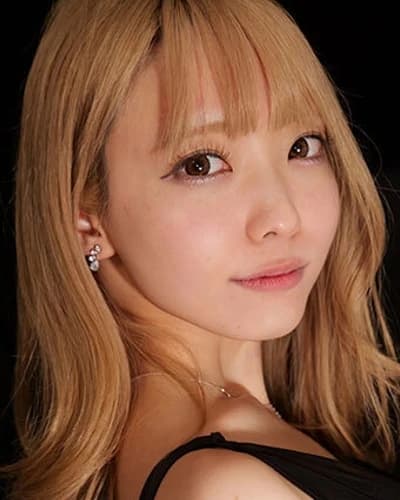 Mina Aise profile photo — AV Idols