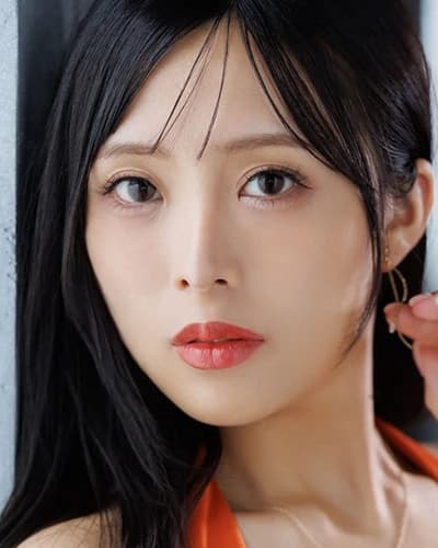Uta Hoshitani profile photo — AV Idols