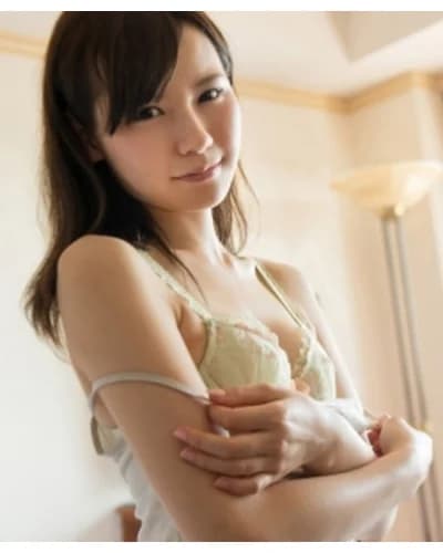 Yui Uehara profile photo — AV Idols