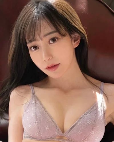 Aina Aoyama profile photo — AV Idols